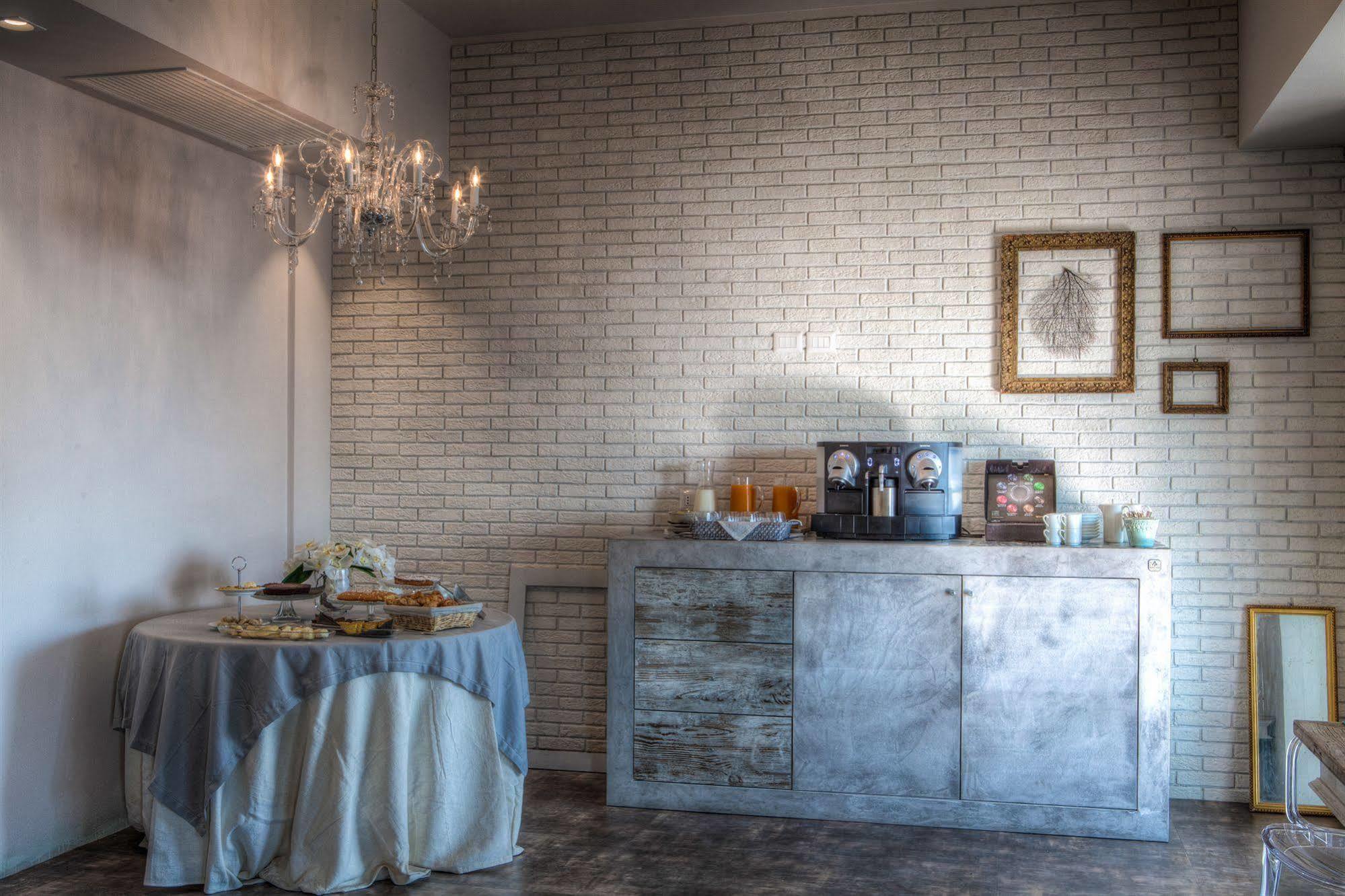 Bell Suite Hotel Белариа-Игеа Марина Екстериор снимка